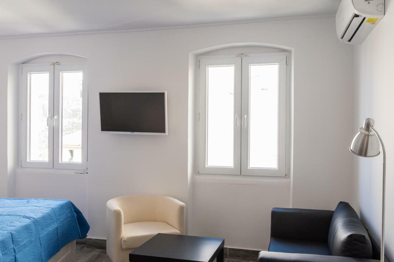 Corfu Downtown Suites Exteriör bild